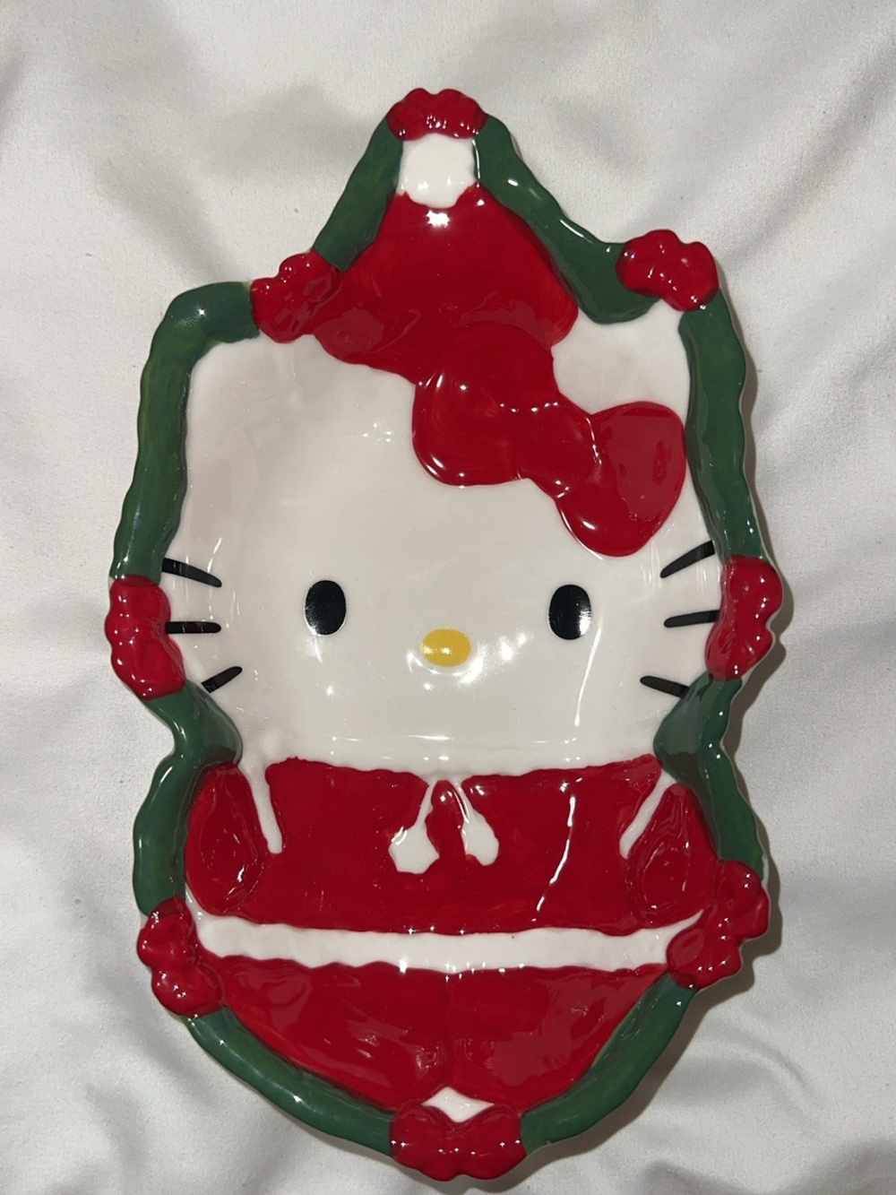 Hello Kitty Holiday Ceramic Serving bowl - Red and Green